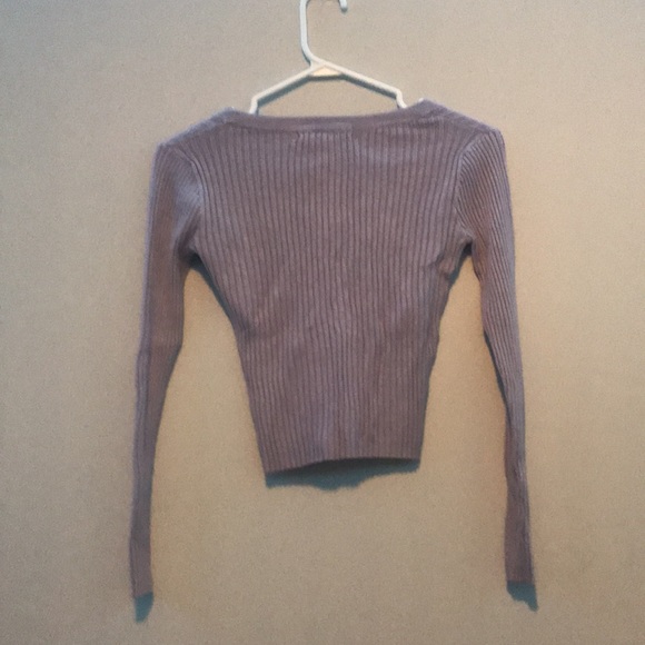 V-neckline purple button up cardigan - Picture 2 of 2